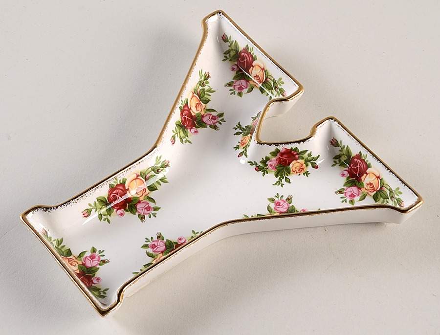 Old Country Roses "Y" Candy Dish by Royal Albert-1