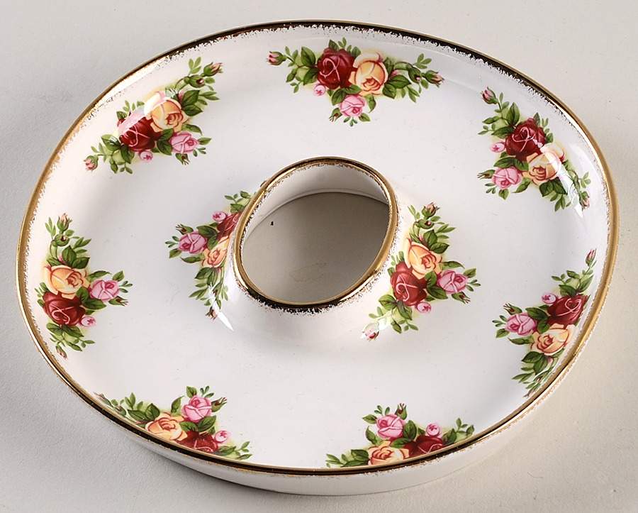 Old Country Roses "O" Candy Dish by Royal Albert-1
