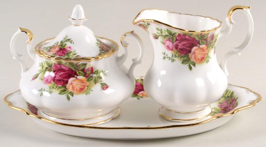 Old Country Roses Creamer & Sugar with Lid & Tray Set by Royal Albert-1