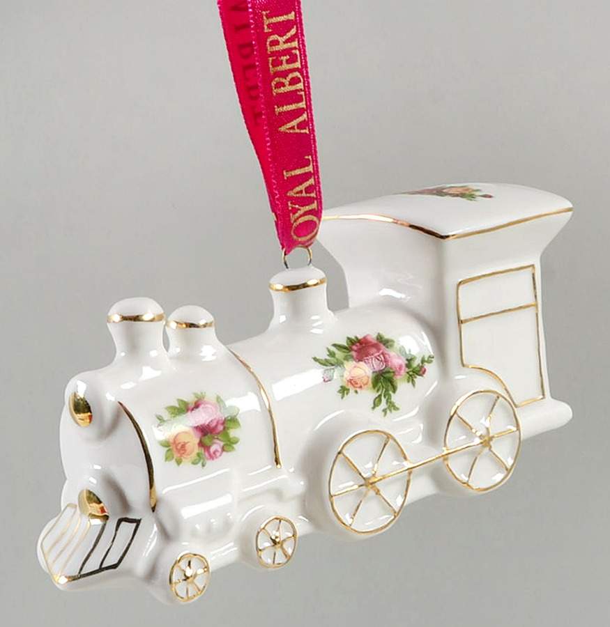 Old Country Roses Ornament by Royal Albert-1
