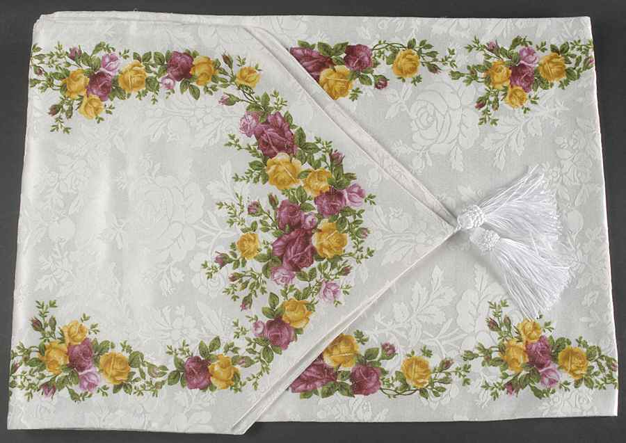 Old Country Roses 14" X 90" Cloth Table Runner by Royal Albert-1
