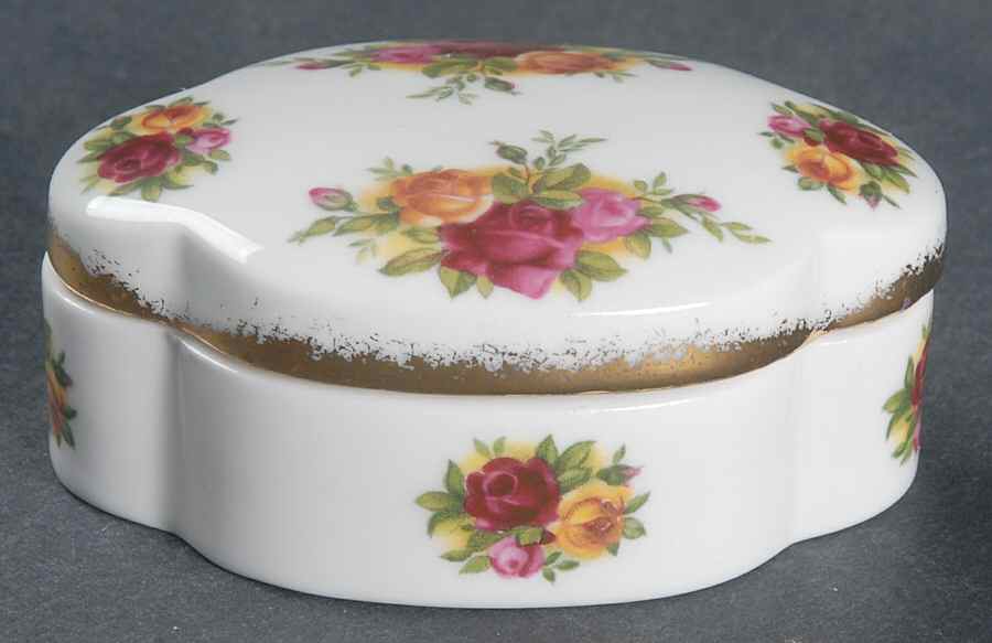 Old Country Roses Trinket Box with Lid by Royal Albert-1