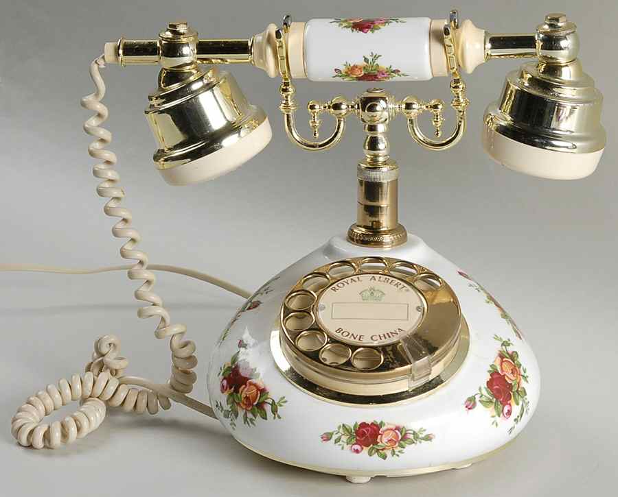 Old Country Roses U.S. Plug Telephone by Royal Albert-1