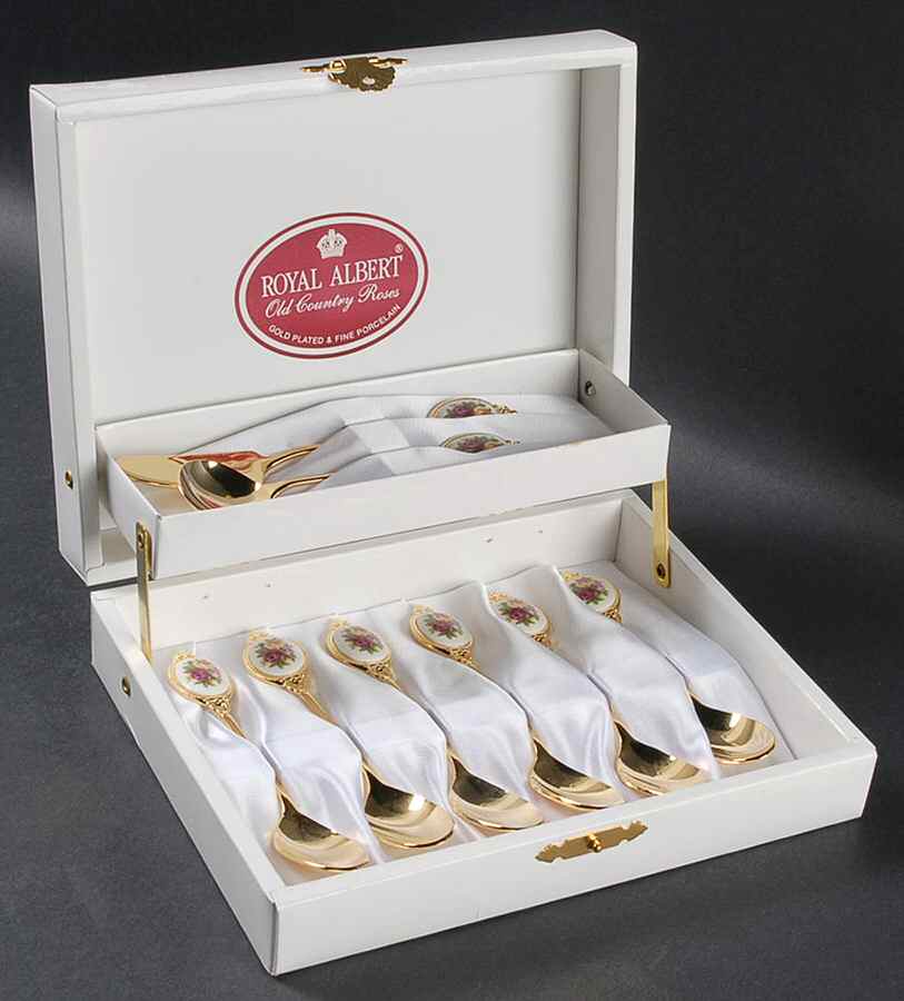 Old Country Roses 8 Piece Set -6 Teaspoon,Master Butter,Marmalade Sp by Royal Albert-1