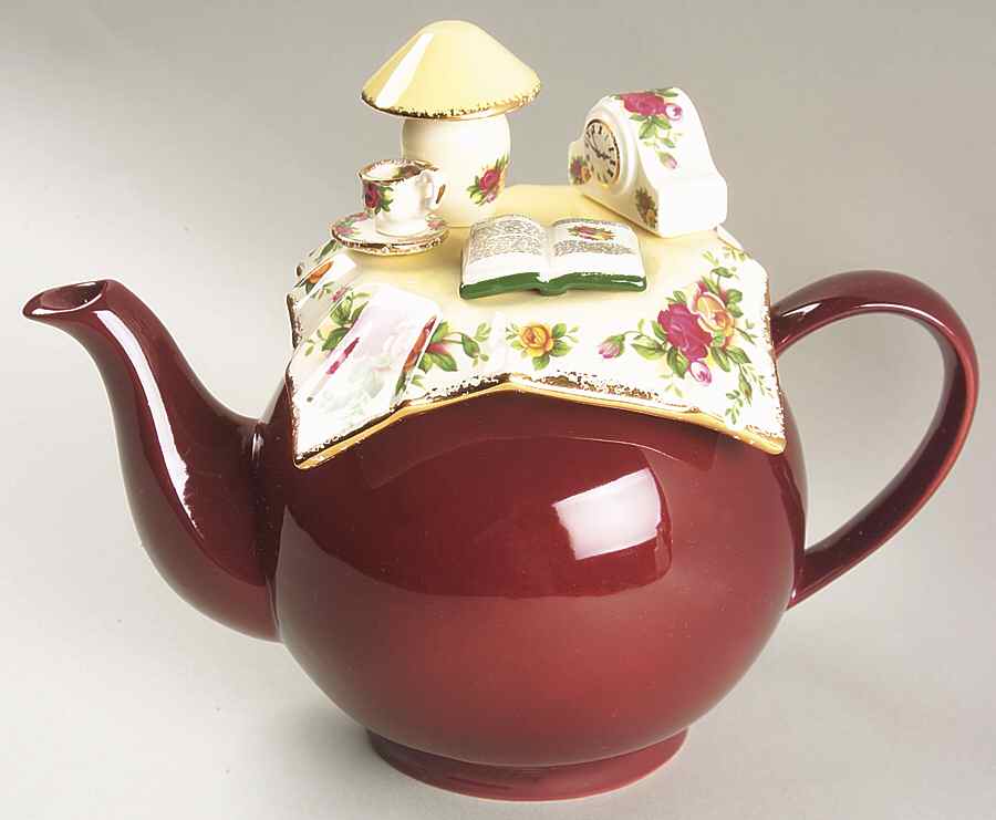 Old Country Roses Mini Figural Teapot & Lid by Royal Albert-1