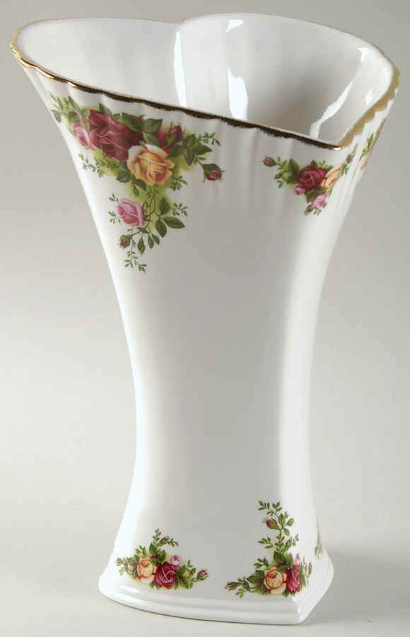 Old Country Roses 9" From the Heart Vase by Royal Albert-1