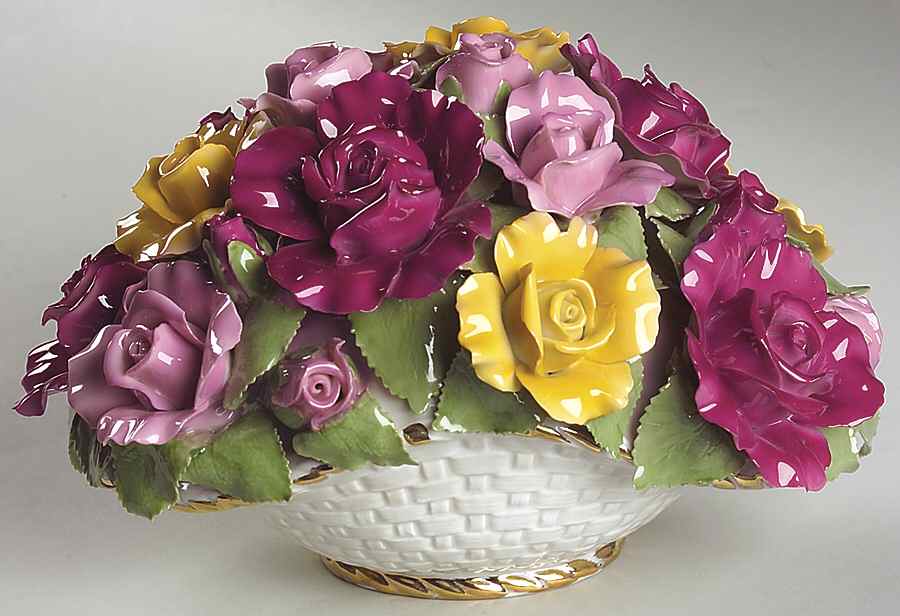 Old Country Roses Centerpiece Basket by Royal Albert-1