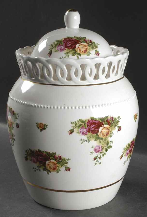 Old Country Roses Biscuit Barrel & Lid by Royal Albert-1