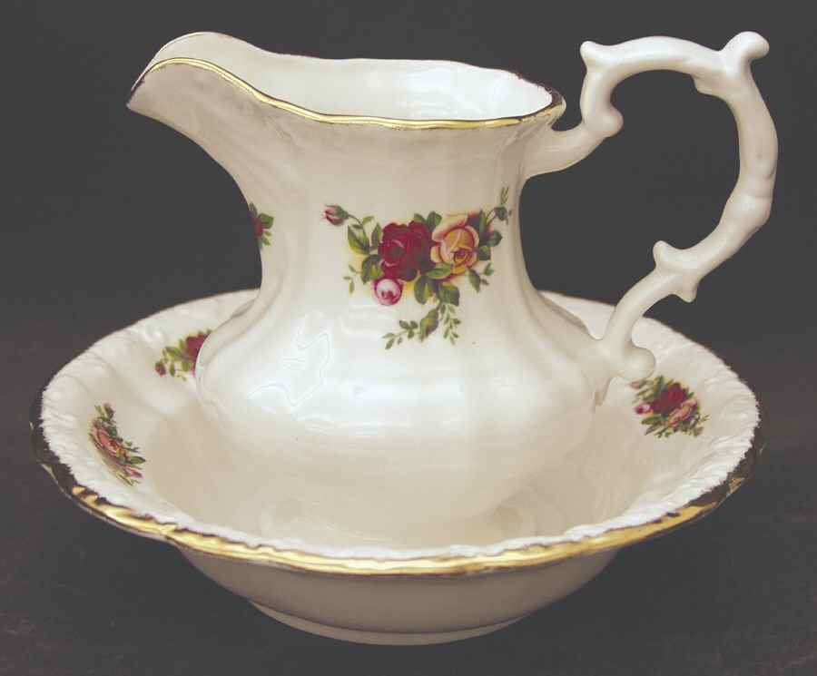 Old Country Roses 16 Oz Pitcher and Bowl Set by Royal Albert-1