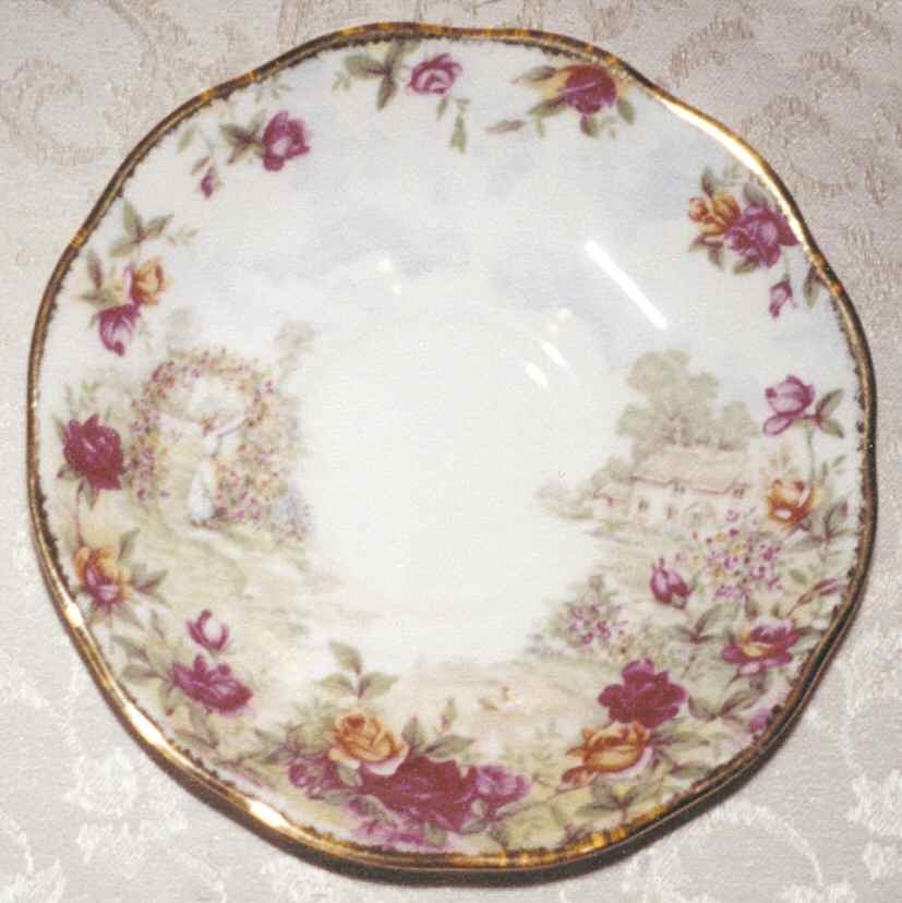 Old Country Roses Saucer for Footed Cup by Royal Albert-1