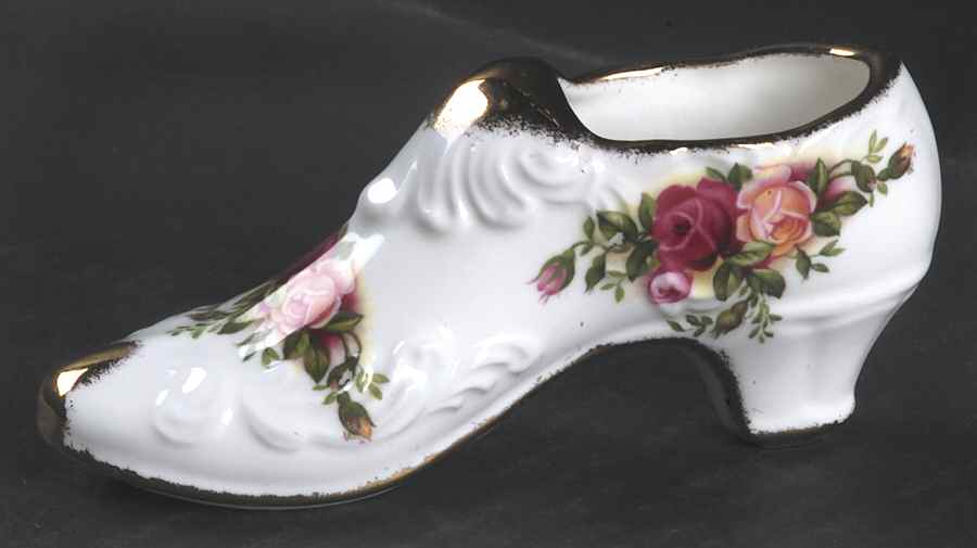 Old Country Roses Shoe by Royal Albert-1