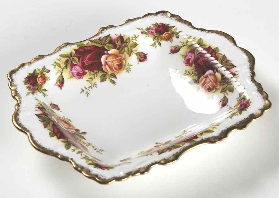 Old Country Roses Sweet Meat Dish by Royal Albert-1