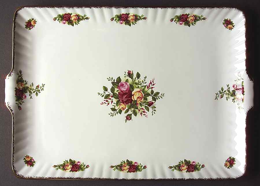 Old Country Roses Fluted Tray by Royal Albert-1