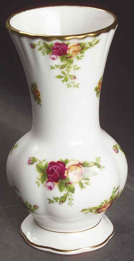 Old Country Roses 6" Vase by Royal Albert-1