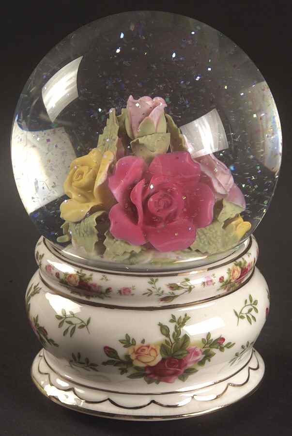 Old Country Roses Musical Water Globe by Royal Albert-1