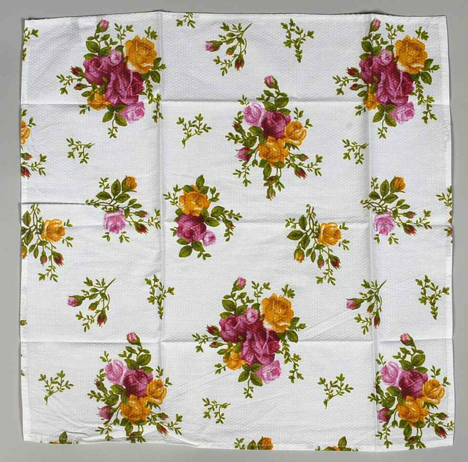 Old Country Roses Cloth Napkin by Royal Albert-1