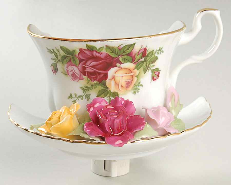Old Country Roses Night Light by Royal Albert-1