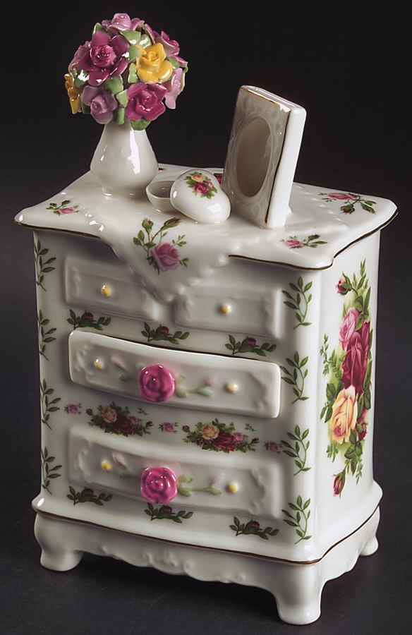 Old Country Roses Musical Dresser by Royal Albert-1