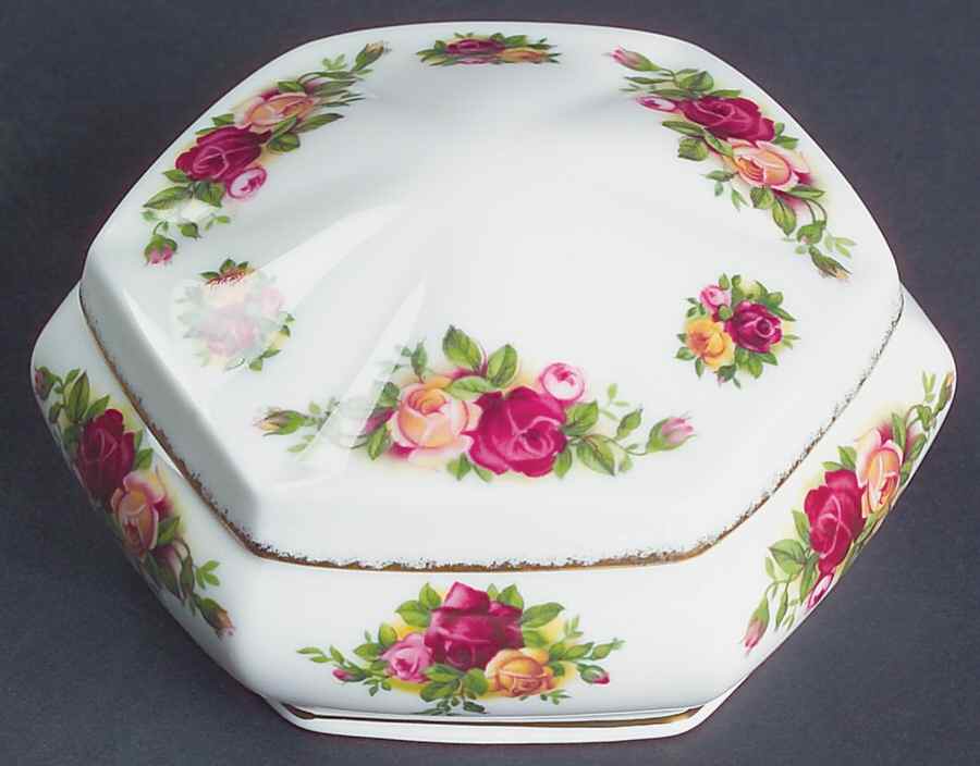 Old Country Roses Hexagonal Box & Lid by Royal Albert-1