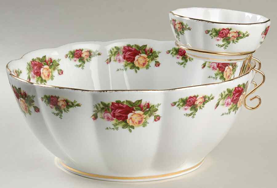Old Country Roses Chip & Dip W/Metal Stand (10" & 4" Bowls) by Royal Albert-1