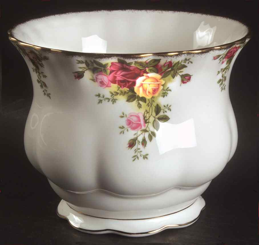 Old Country Roses Medium Planter by Royal Albert-1