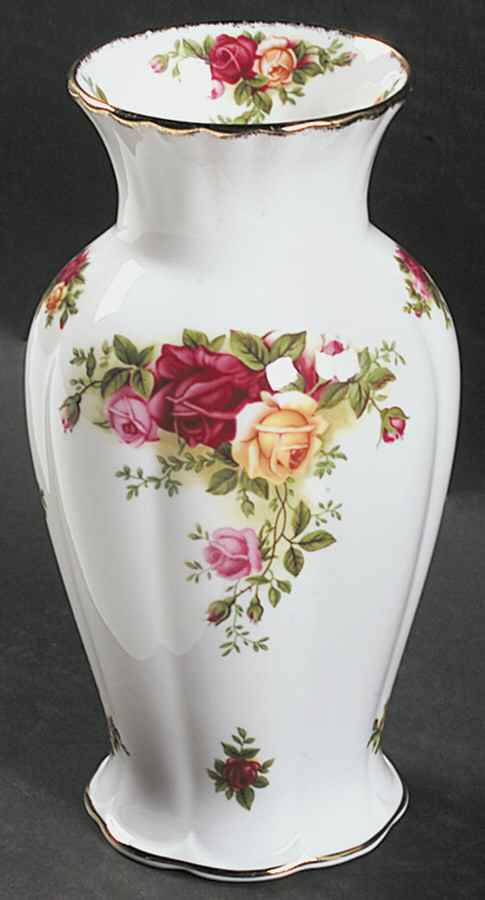 Old Country Roses 6" Montrose Vase by Royal Albert-1