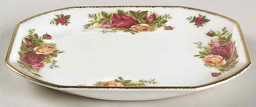 Old Country Roses 7" Rectangular Tray by Royal Albert-1