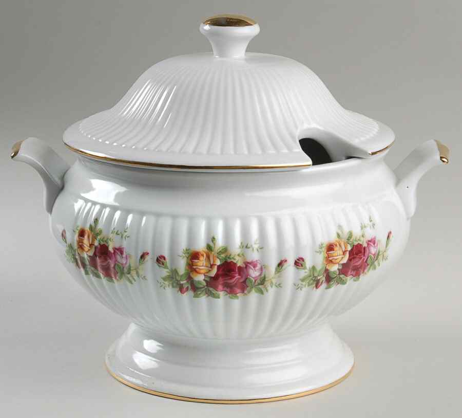 Old Country Roses Tureen & Lid by Royal Albert-1