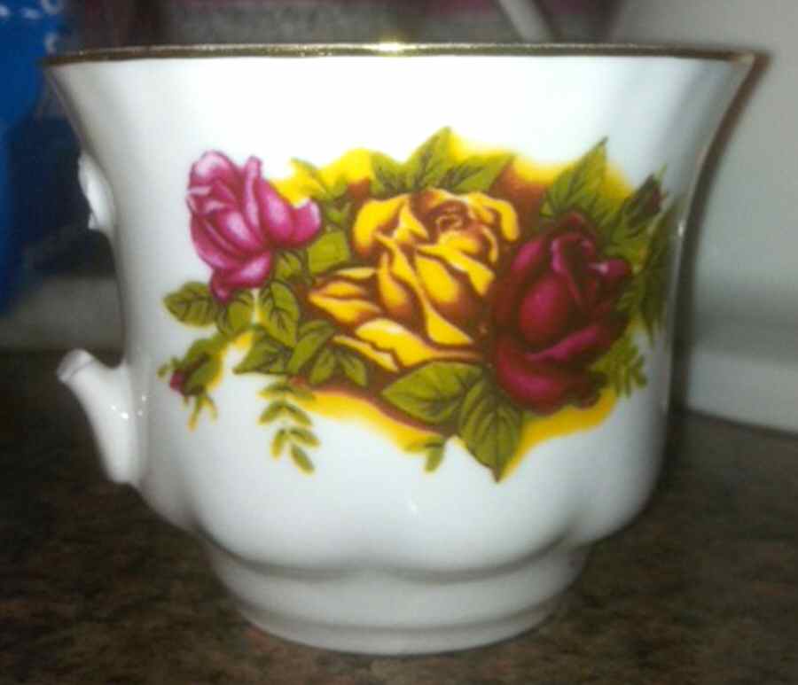 Old Country Roses Footed Cup by Royal Albert-1