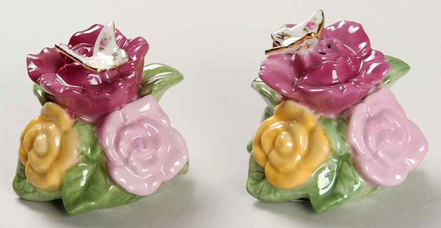 Old Country Roses Sculpted Salt & Pepper Set by Royal Albert-1