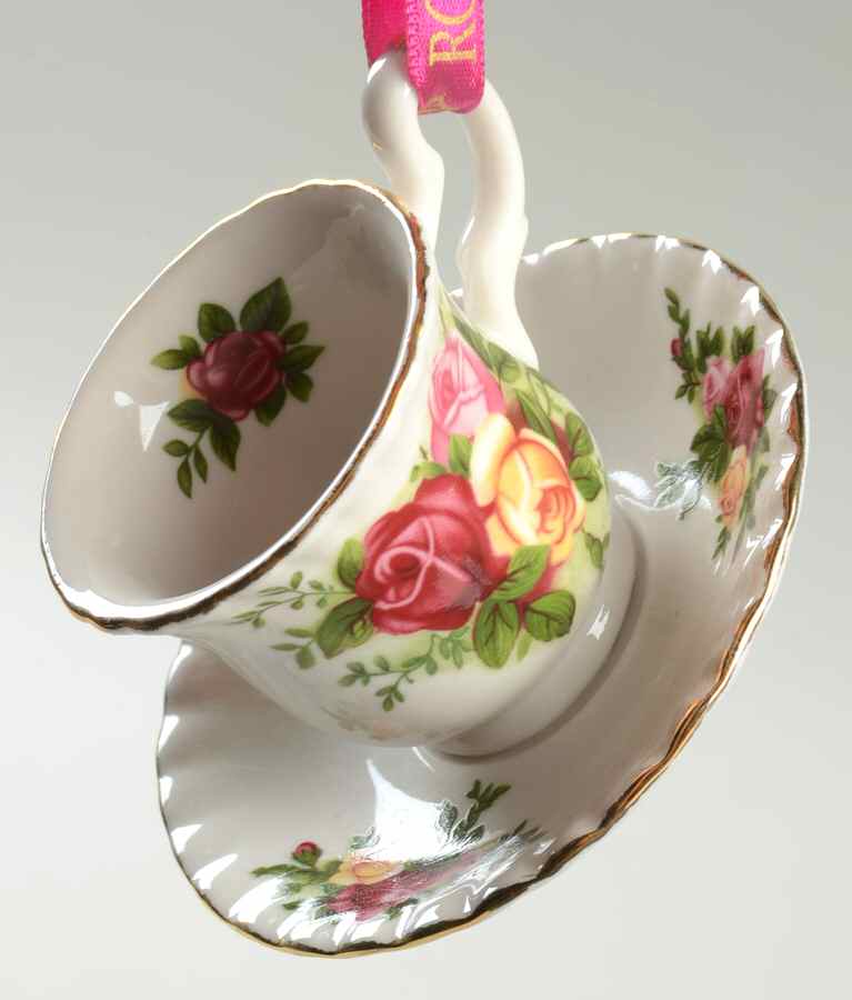 Old Country Roses Teacup & Saucer Ornament by Royal Albert-1