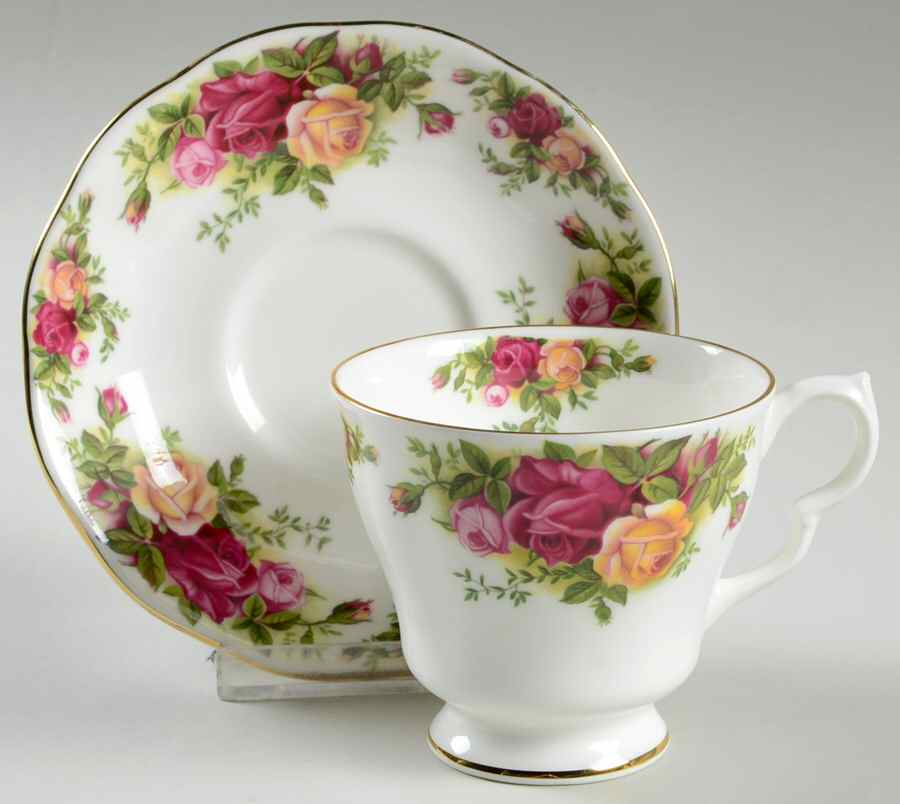 Old Country Roses Footed Cup & Saucer Set by Royal Albert-1