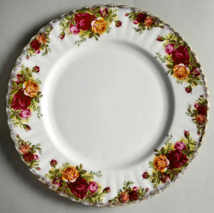 Old Country Roses Luncheon Plate by Royal Albert-1
