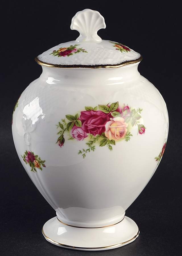 Old Country Roses Medium Covered Vase by Royal Albert-1