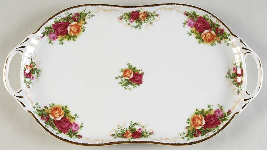 Old Country Roses 13" Oval Handled Tray by Royal Albert-1