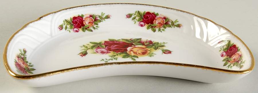 Old Country Roses Crescent Salad Plate by Royal Albert-1