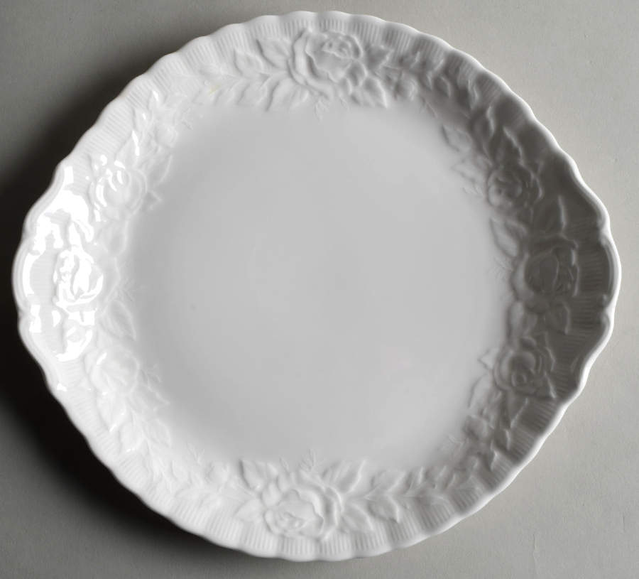 Old English Garden (No Trim) Handled Cake Plate by Royal Albert-1