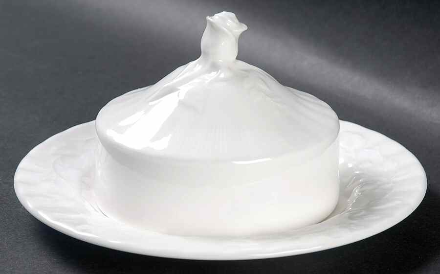 Old English Garden (No Trim) Round Covered Butter by Royal Albert-1