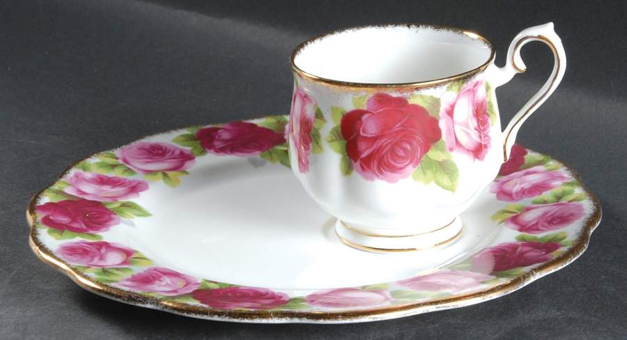 Old English Rose (Brushed Gold Trim) Snack Plate & Cup Set by Royal Albert-1
