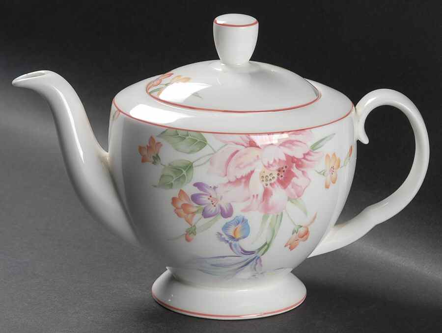 Ophelia Teapot & Lid by Royal Albert-1