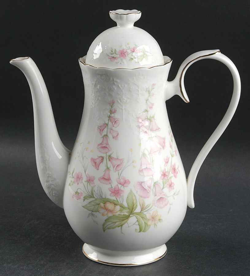 Parkland Coffee Pot & Lid by Royal Albert-1