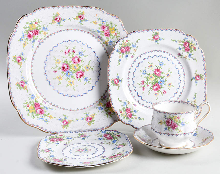 Petit Point 5 Piece Place Setting by Royal Albert-1