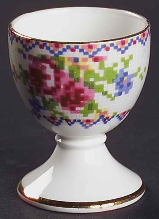 Petit Point Single Egg Cup by Royal Albert-1