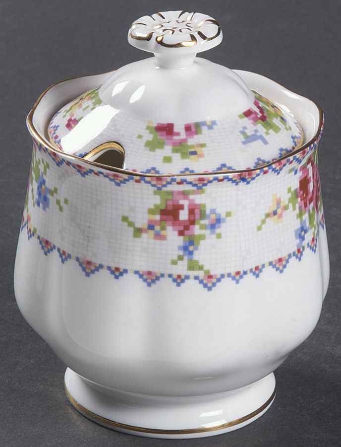 Petit Point Marmalade & Lid by Royal Albert-1