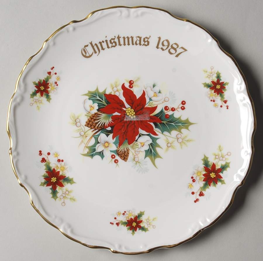 Poinsettia Anniversary Plate by Royal Albert-1