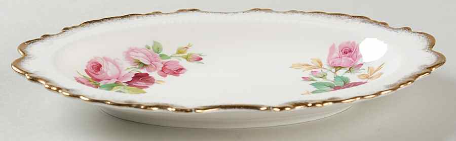 Princess Anne (Brushed Gold Edge) Relish by Royal Albert-1