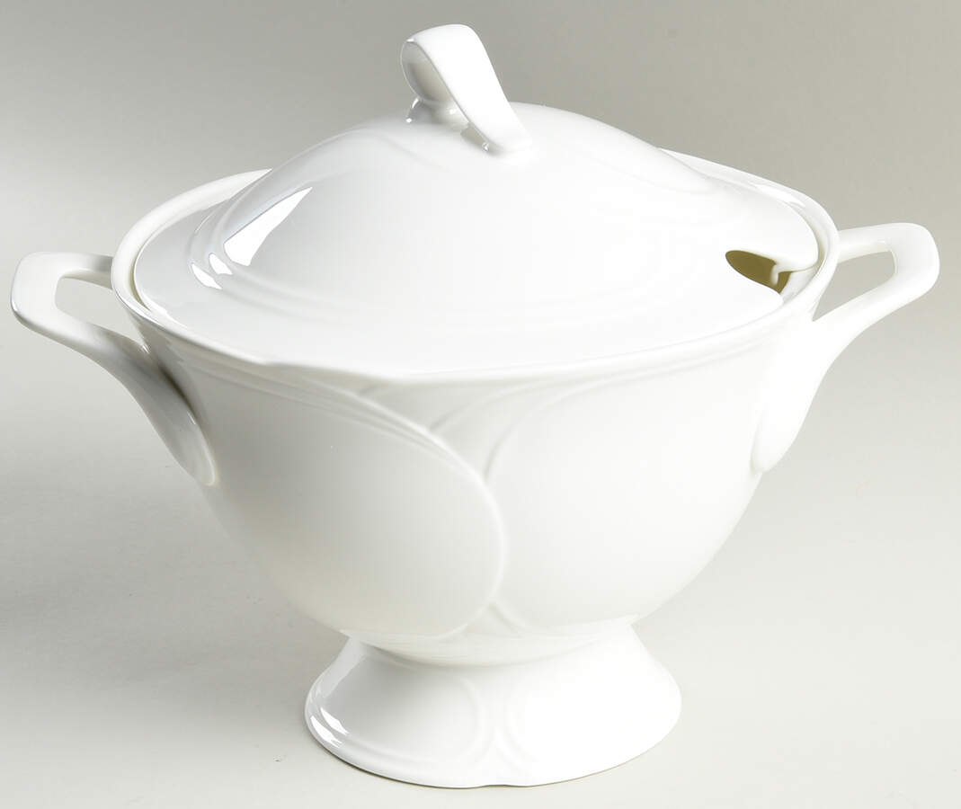 Profile Tureen &  Lid by Royal Albert-1