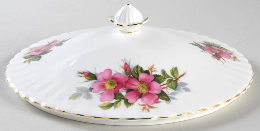 Prairie Rose Lid for Round Vegetable by Royal Albert-1