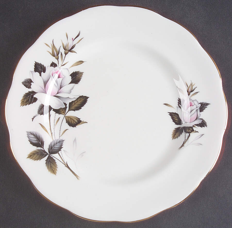 Queen's Messenger Salad Plate by Royal Albert-1