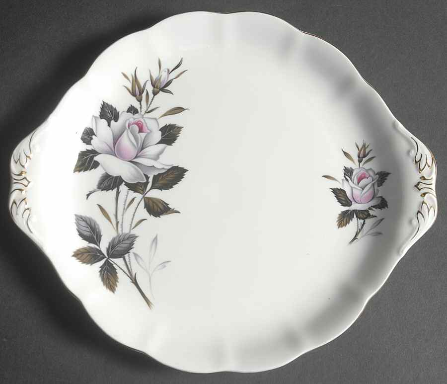 Queen's Messenger Handled Cake Plate by Royal Albert-1